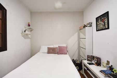 Casa à venda com 180m², 3 quartos e 2 vagasQuarto 2