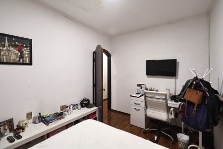 Casa à venda com 180m², 3 quartos e 2 vagasQuarto 2