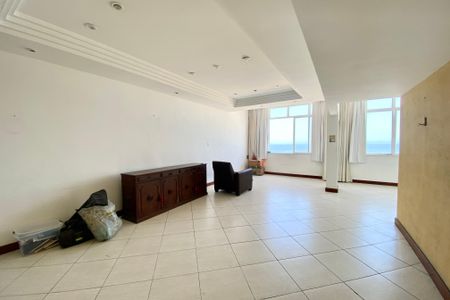 Apartamento à venda com 115m², 2 quartos e 1 vaga Apartamento à venda com 115m², 2 quartos e 1 vagaSala