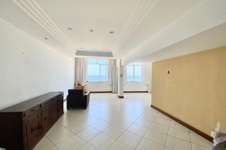 Apartamento à venda com 115m², 2 quartos e 1 vaga Apartamento à venda com 115m², 2 quartos e 1 vagaSala