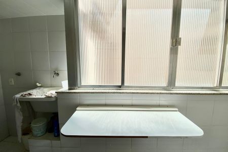 Apartamento à venda com 115m², 2 quartos e 1 vaga Apartamento à venda com 115m², 2 quartos e 1 vagaÁrea de Serviço