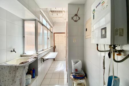 Apartamento à venda com 115m², 2 quartos e 1 vaga Apartamento à venda com 115m², 2 quartos e 1 vagaÁrea de Serviço