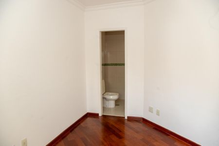 Apartamento para alugar com 100m², 3 quartos e 1 vaga Apartamento para alugar com 100m², 3 quartos e 1 vagaSuíte