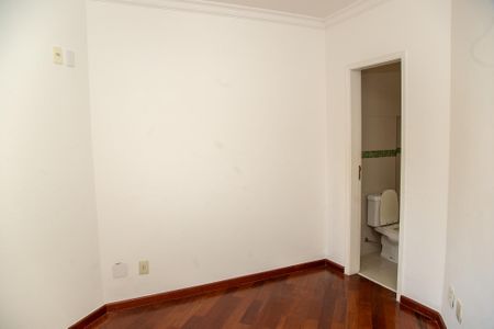 Apartamento para alugar com 100m², 3 quartos e 1 vaga Apartamento para alugar com 100m², 3 quartos e 1 vagaSuíte