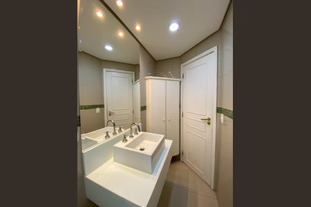 Apartamento para alugar com 100m², 3 quartos e 1 vaga Apartamento para alugar com 100m², 3 quartos e 1 vagaBanheiro Social