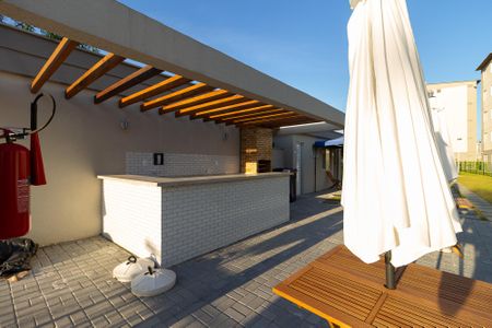 Apartamento para alugar com 42m², 2 quartos e sem vagaÁrea comum - Churrasqueira