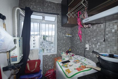 Apartamento para alugar com 42m², 2 quartos e sem vagaCozinha e Área de Serviço