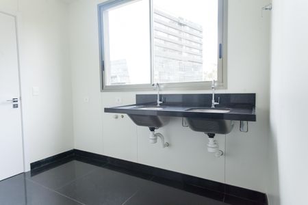 Apartamento para alugar com 208m², 4 quartos e 4 vagas Apartamento para alugar com 208m², 4 quartos e 4 vagasÁrea de Serviço