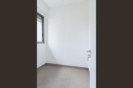 Apartamento para alugar com 208m², 4 quartos e 4 vagas Apartamento para alugar com 208m², 4 quartos e 4 vagasQuarto de Serviço
