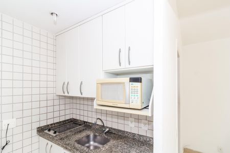 Apartamento à venda com 28m², 1 quarto e 1 vaga Apartamento à venda com 28m², 1 quarto e 1 vagaCozinha