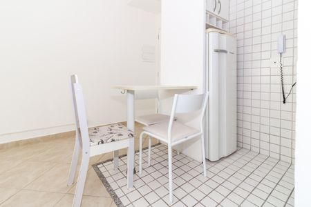 Apartamento à venda com 28m², 1 quarto e 1 vaga Apartamento à venda com 28m², 1 quarto e 1 vagaCozinha