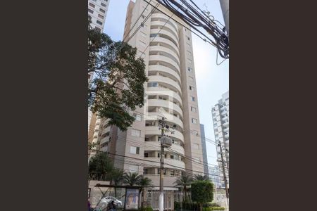 Apartamento à venda com 28m², 1 quarto e 1 vaga Apartamento à venda com 28m², 1 quarto e 1 vagaFachada