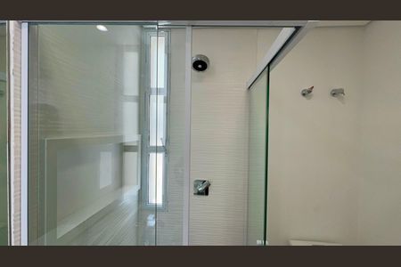 Apartamento à venda com 100m², 2 quartos e 1 vaga Apartamento à venda com 100m², 2 quartos e 1 vagaBanheiro da Suíte