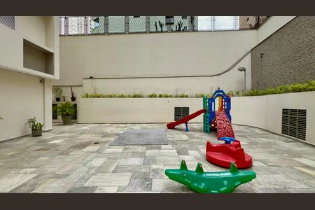 Apartamento à venda com 100m², 2 quartos e 1 vaga Apartamento à venda com 100m², 2 quartos e 1 vagaPlayground