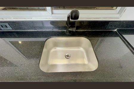 Apartamento à venda com 100m², 2 quartos e 1 vaga Apartamento à venda com 100m², 2 quartos e 1 vagaÁrea de Serviço