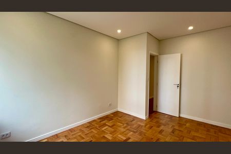 Apartamento à venda com 100m², 2 quartos e 1 vaga Apartamento à venda com 100m², 2 quartos e 1 vagaQuarto