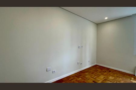 Apartamento à venda com 100m², 2 quartos e 1 vaga Apartamento à venda com 100m², 2 quartos e 1 vagaQuarto