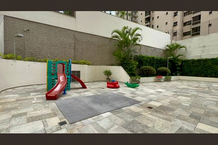 Apartamento à venda com 100m², 2 quartos e 1 vaga Apartamento à venda com 100m², 2 quartos e 1 vagaPlayground