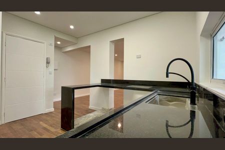 Apartamento à venda com 100m², 2 quartos e 1 vaga Apartamento à venda com 100m², 2 quartos e 1 vagaCozinha