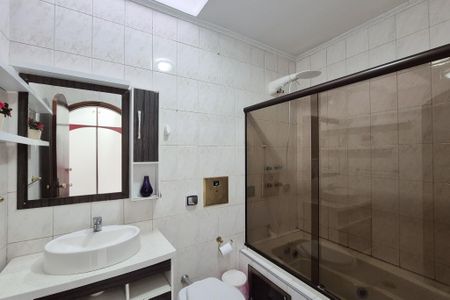 Casa para alugar com 450m², 4 quartos e 4 vagasBanheiro da Suíte 2