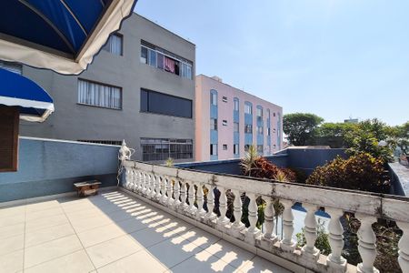 Casa para alugar com 450m², 4 quartos e 4 vagasVaranda da Suíte 2