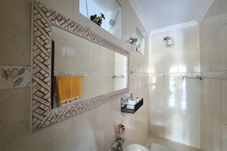 Casa para alugar com 450m², 4 quartos e 4 vagasBanheiro de serviço