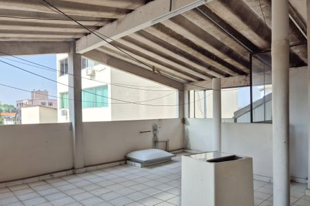 Casa para alugar com 450m², 4 quartos e 4 vagasÁrea de Serviço