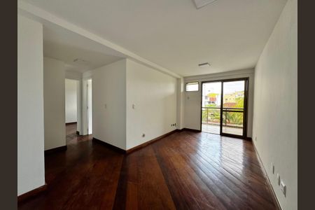 Sala de apartamento para alugar com 2 quartos, 95m² em Recreio dos Bandeirantes, Rio de Janeiro