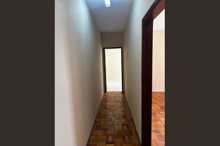 Corredor de casa à venda com 3 quartos, 220m² em Jardim do Lago, Campinas