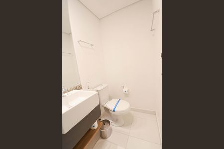 Studio para alugar com 20m², 1 quarto e sem vaga Studio para alugar com 20m², 1 quarto e sem vagaBanheiro