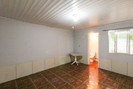 Quarto de casa para alugar com 1 quarto, 65m² em Mathias Velho, Canoas