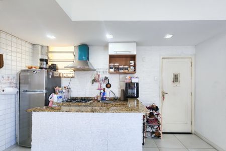 Apartamento à venda com 55m², 2 quartos e sem vagaCozinha