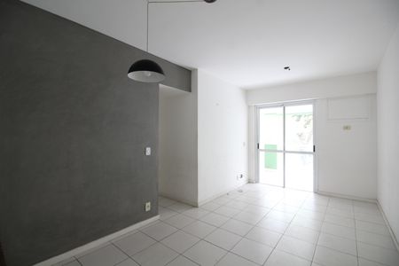 Sala de apartamento à venda com 3 quartos, 90m² em Barra Olímpica, Rio de Janeiro