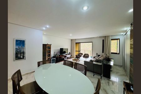 Apartamento à venda com 3 quartos, 130m² em Sion, Belo Horizonte