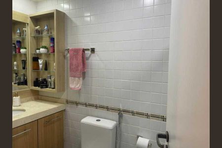 Apartamento à venda com 70m², 2 quartos e 1 vaga