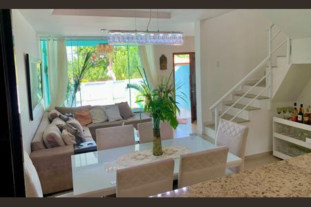 Casa à venda com 4 quartos, 140m² em Piratininga, Niterói