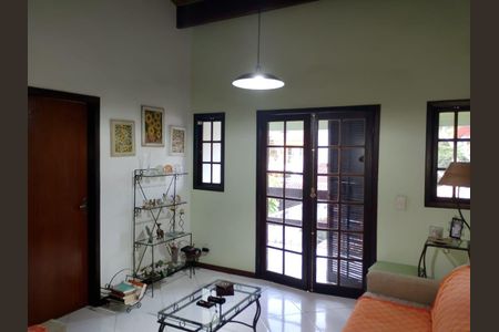 Casa à venda com 3 quartos, 175m² em Engenho do Mato, Niterói