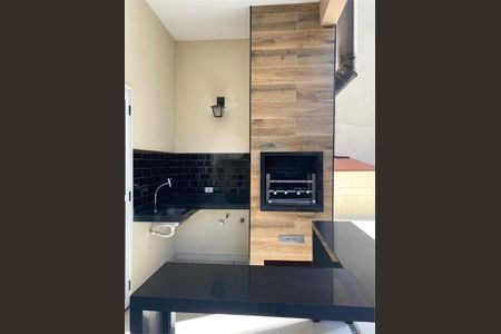 Apartamento à venda com 2 quartos, 50m² em Vila Carmosina, São Paulo