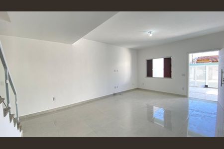 Casa à venda com 4 quartos, 181m² em Itaipu, Niterói