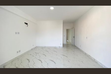 Casa à venda com 4 quartos, 181m² em Itaipu, Niterói