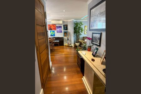 Apartamento à venda com 4 quartos, 210m² em Santa Cecilia, São Paulo