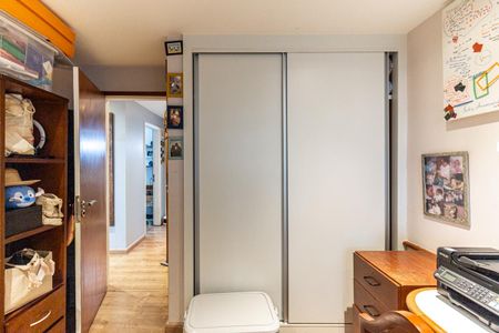 Apartamento à venda com 210m², 4 quartos e 3 vagasQuarto 1