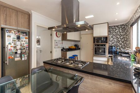 Apartamento à venda com 210m², 4 quartos e 3 vagasCozinha