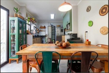 Casa à venda com 140m², 3 quartos e 1 vaga