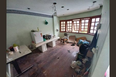 Casa à venda com 4 quartos, 280m² em Santo Amaro, São Paulo