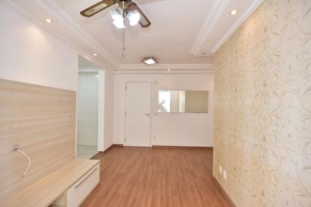 Sala de apartamento para alugar com 2 quartos, 56m² em Jardim Henriqueta, Taboão da Serra