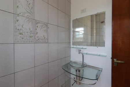 Casa para alugar com 266m², 3 quartos e 5 vagasBanheiro 