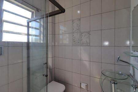 Casa para alugar com 266m², 3 quartos e 5 vagasBanheiro 