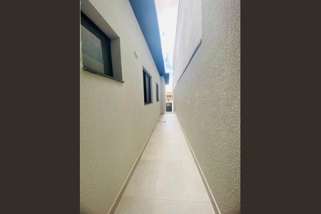 Casa à venda com 70m², 3 quartos e 2 vagas