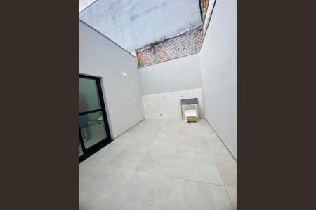 Casa à venda com 70m², 3 quartos e 2 vagas